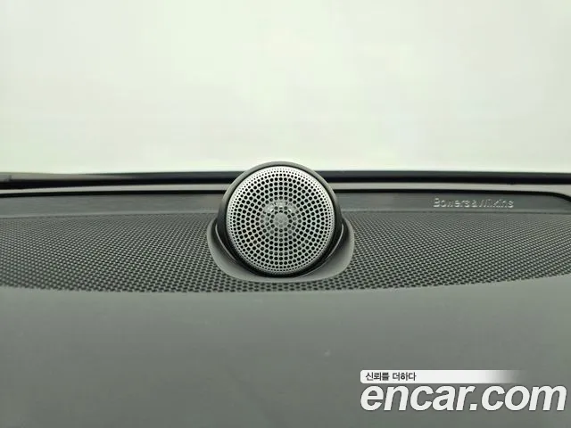 Вольво S90 — Фото автомобиля 10