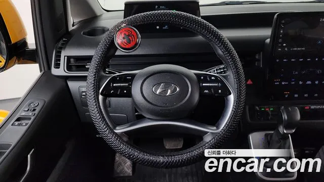 Hyundai Staria Staria 2WD Школьный автобус — Фото автомобиля 11