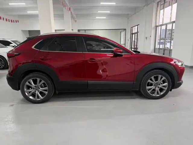 Mazda CX-30 — Фото автомобиля 4