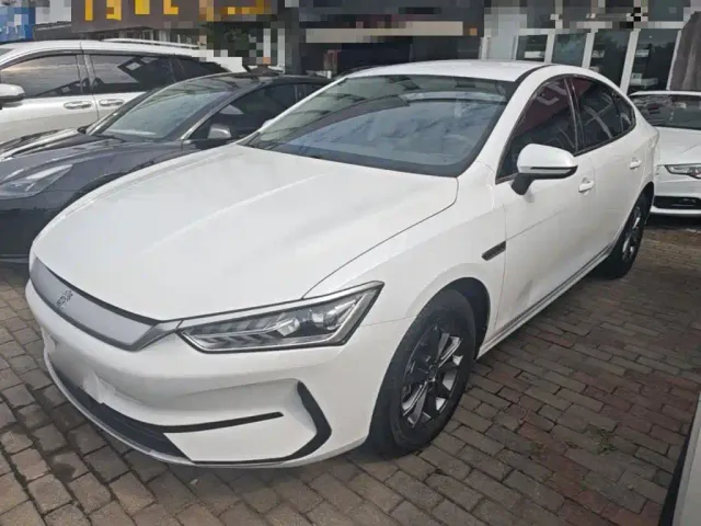 Фотография автомобиля — BYD Qin PLUS