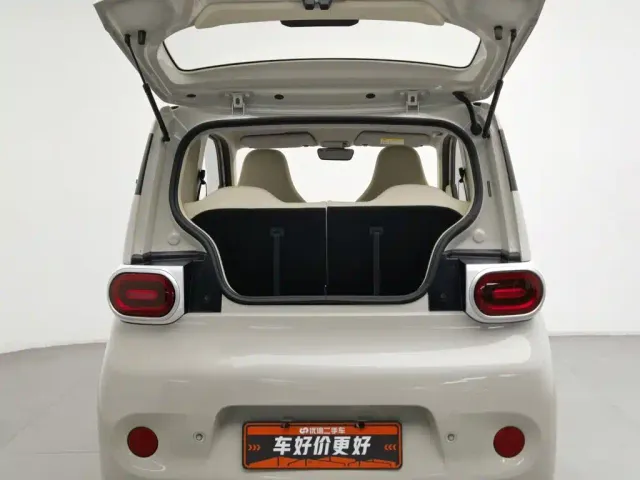 Wuling Hongguang Mini EV — Фото автомобиля 16