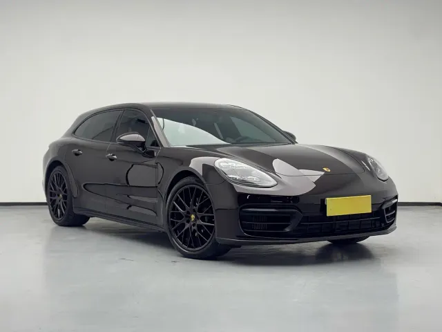 Porsche Panamera — Фото автомобиля 3