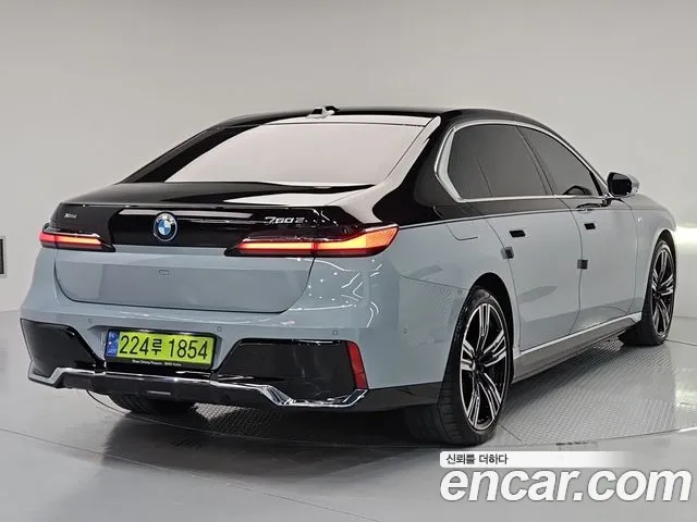 BMW 7-Series 7 серия (G70) — Фото автомобиля 3