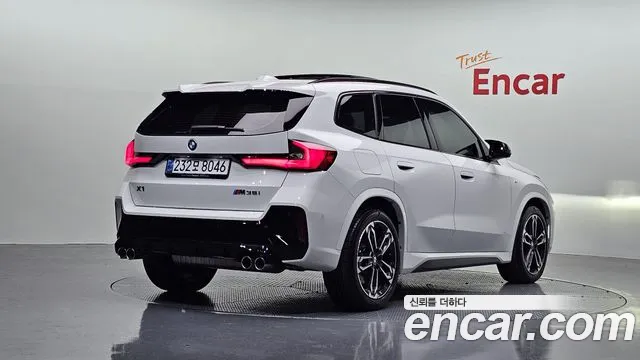 BMW X1 — Фото автомобиля 2