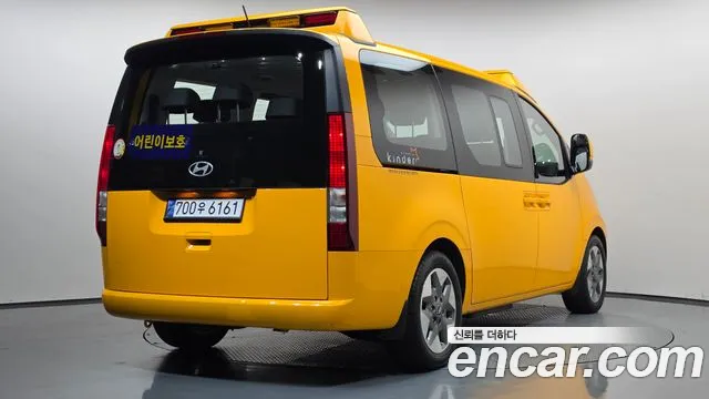 Hyundai Staria — Фото автомобиля 2