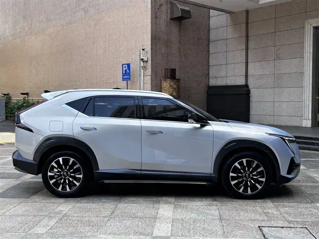 GAC Trumpchi Emkoo — Фото автомобиля 9