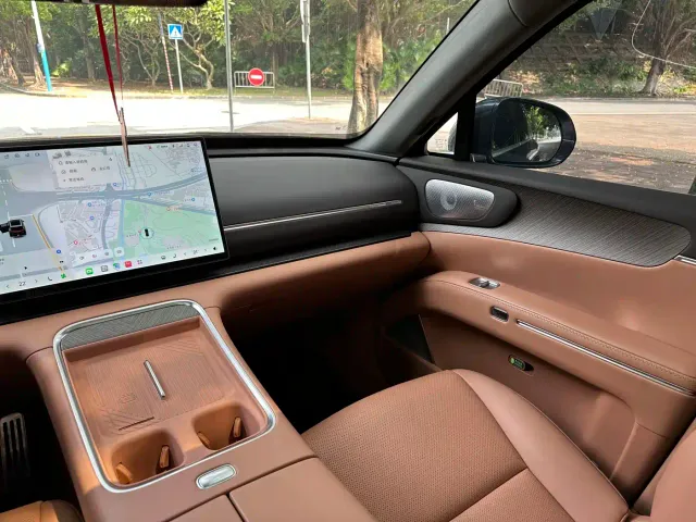 Leapmotor D Series — Фото автомобиля 19
