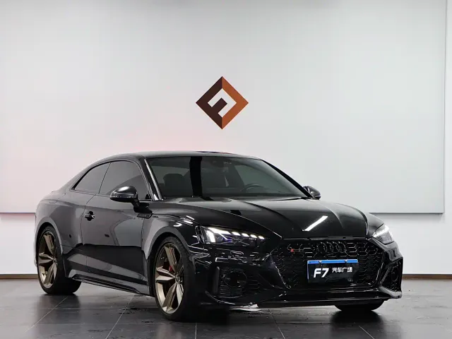 Audi RS 5 — Фото автомобиля 3