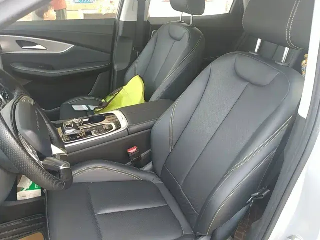 Forthing T5 Evo — Фото автомобиля 7