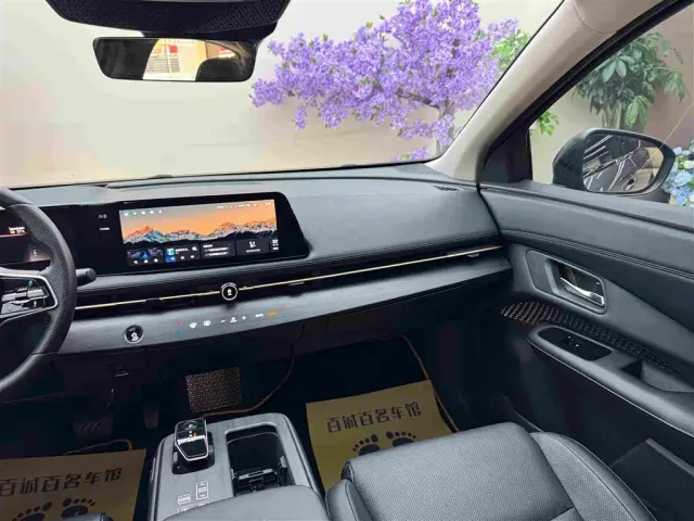 Nissan Ariya — Фото автомобиля 15