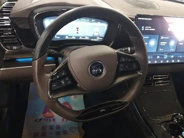 BYD Han — Фото автомобиля 15