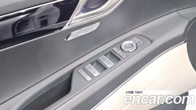 Genesis GV80 — Фото автомобиля 29