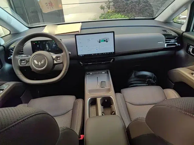 Wuling Starlight 730 — Фото автомобиля 9
