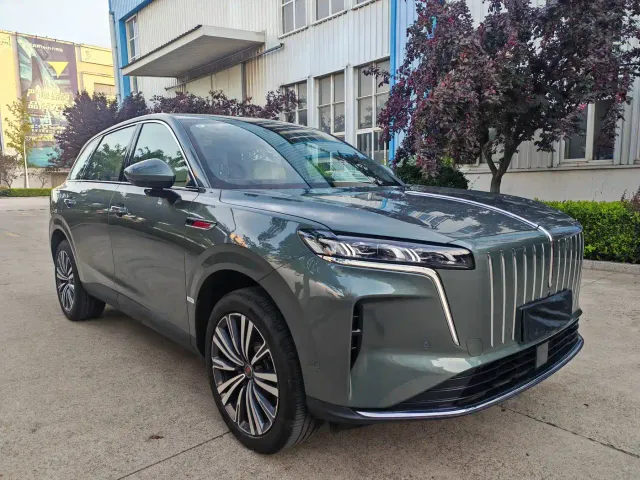 Hongqi HS6 PHEV — Фото автомобиля 3