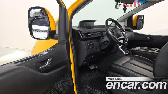 Hyundai Staria — Фото автомобиля 15
