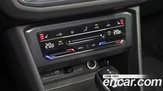 Volkswagen Tiguan — Фото автомобиля 30