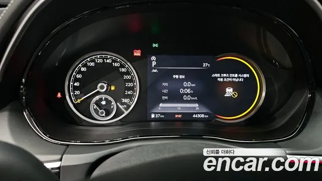 Genesis GV70 2.5T Бензин AWD — Фото автомобиля 8