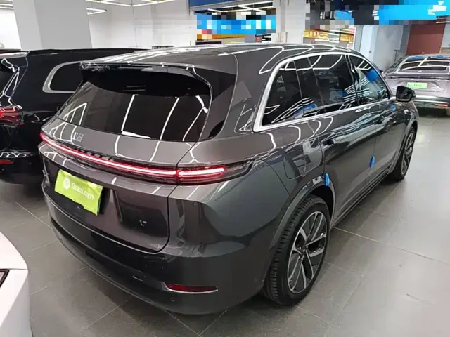 Li Auto L7 — Фото автомобиля 6
