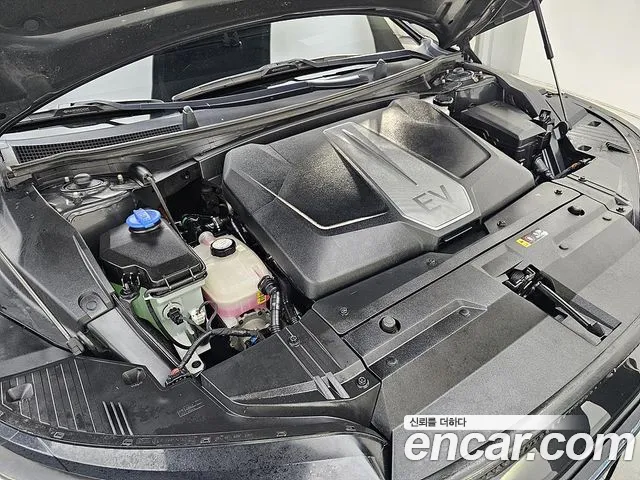 Kia EV6 — Фото автомобиля 6