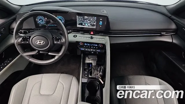 Hyundai Avante CN7 — Фото автомобиля 10
