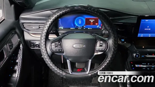 Ford Explorer Generation 6 — Фото автомобиля 13