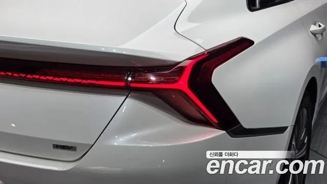 Kia K8 Hybrid — Фото автомобиля 8