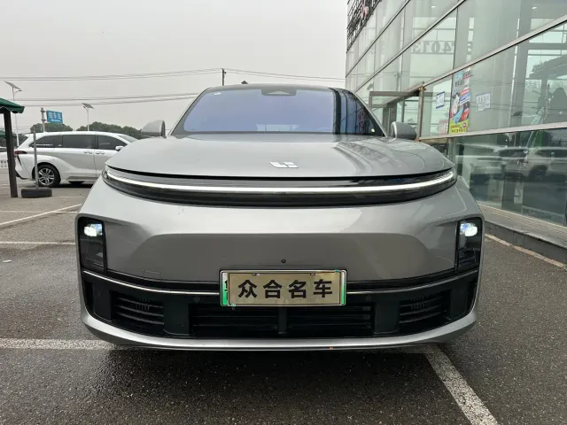 Фотография автомобиля — Li Auto L7