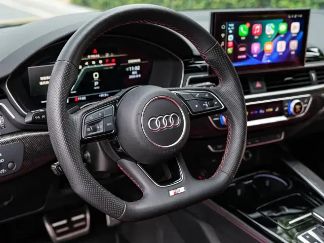 Audi S4 — Фото автомобиля 8