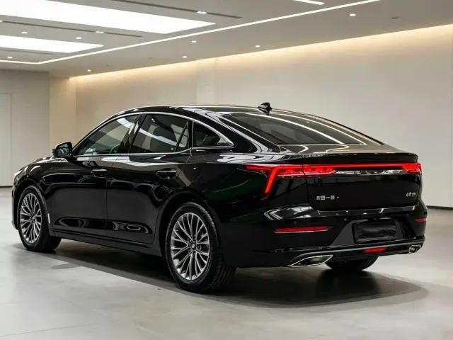Bestune B70 — Фото автомобиля 14