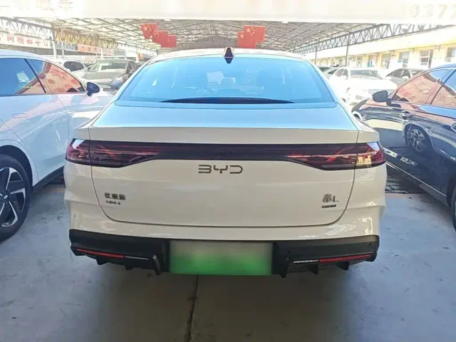 BYD Qin L — Фото автомобиля 5