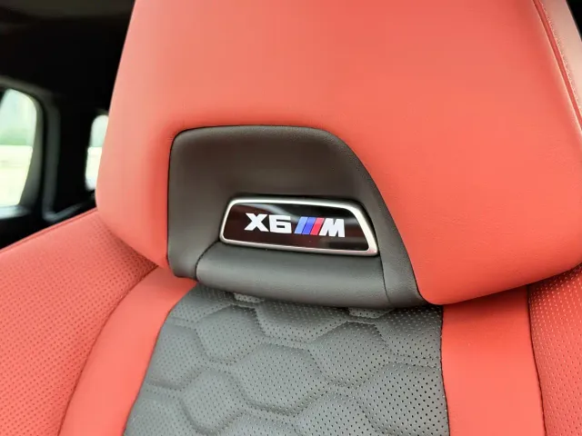 BMW X6 M — Фото автомобиля 14