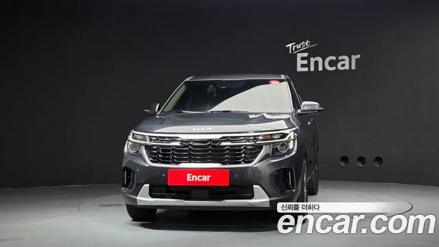 Kia Seltos Новый Seltos Бензин 2.0 2WD — Фото автомобиля 3