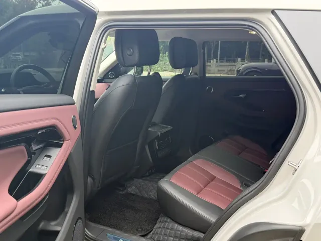Land Rover Range Rover Evoque — Фото автомобиля 7