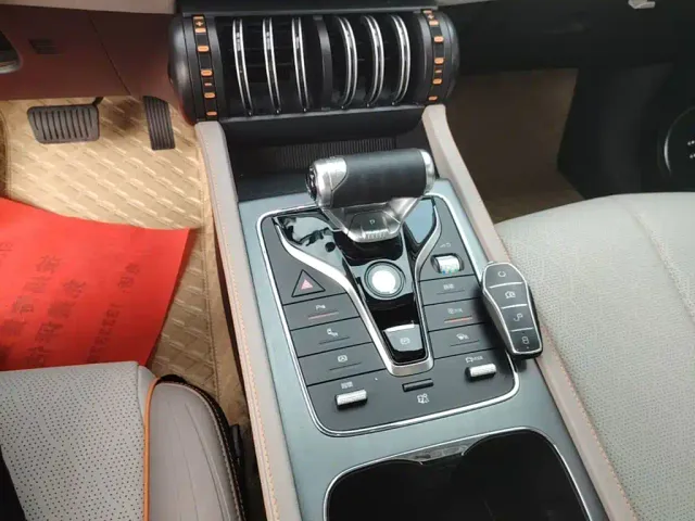 BYD Yuan PLUS — Фото автомобиля 13