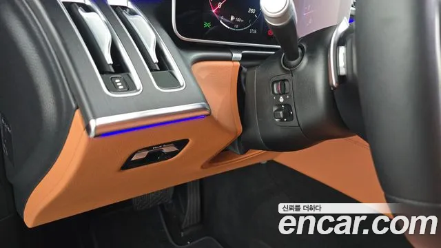 Mercedes-Benz S-Class — Фото автомобиля 25