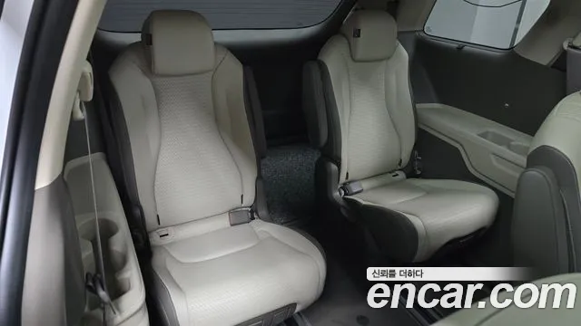 Kia Carnival 4th Gen — Фото автомобиля 18