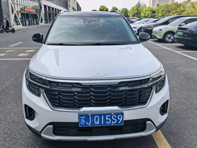 Kia Seltos — Фото автомобиля 2