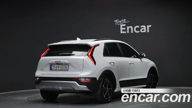 Kia Niro The All New Niro Prestige — Фото автомобиля 2