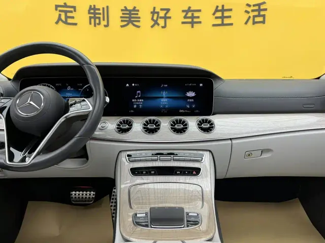 Mercedes-Benz CLS-Class — Фото автомобиля 20