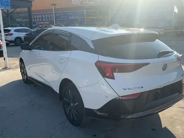 Buick Velite 6 — Фото автомобиля 5