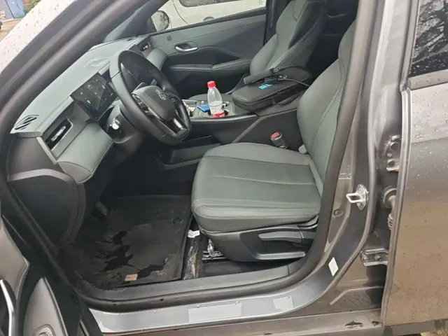 BYD Qin PLUS — Фото автомобиля 14