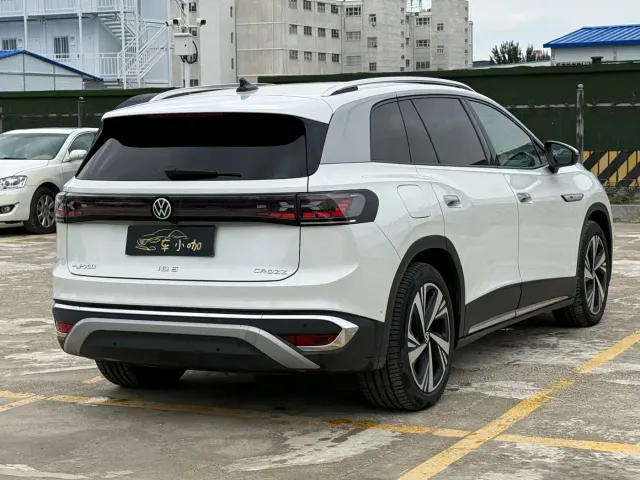 Volkswagen ID.6 Crozz — Фото автомобиля 10