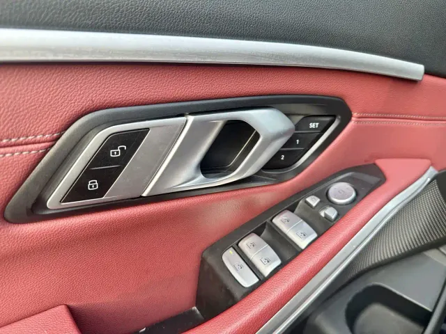 BMW 3 Series — Фото автомобиля 10