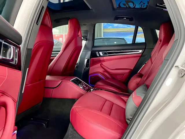 Porsche Panamera — Фото автомобиля 11