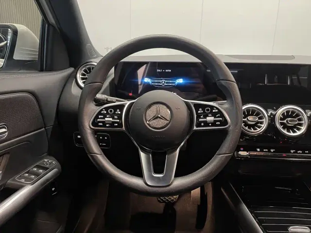 Mercedes-Benz GLA-Class — Фото автомобиля 14