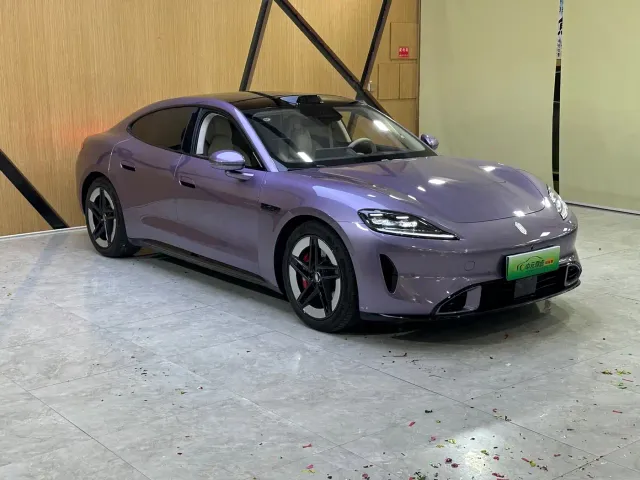 Фотография автомобиля — Shangjie Z7