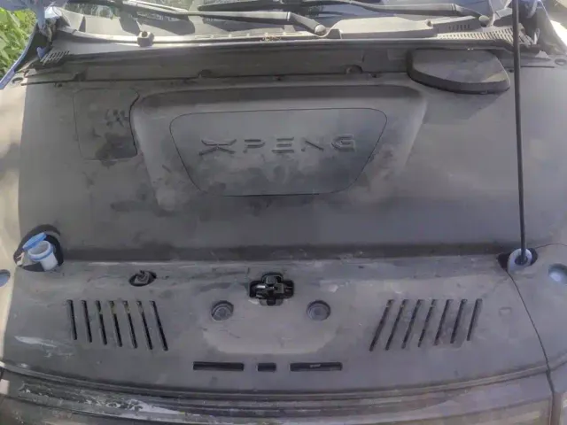 Xpeng P5 — Фото автомобиля 10