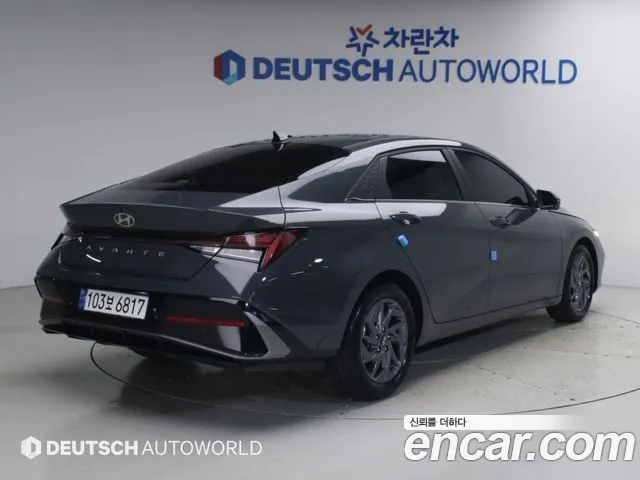 Hyundai Avante CN7 — Фото автомобиля 2