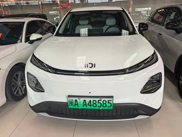 Changan Qiyuan Q05 — Фото автомобиля 2
