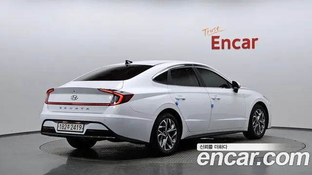 Фотография автомобиля — Hyundai Sonata DN8